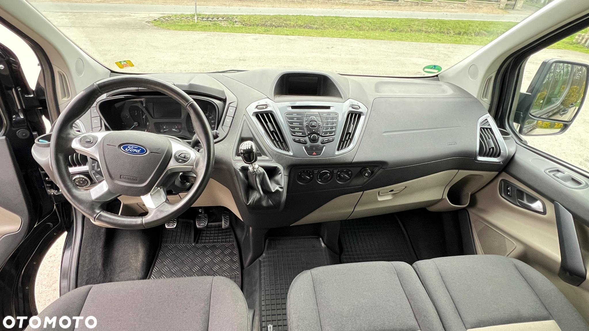 Ford Tourneo Custom 2.0 EcoBlue L1 Titanium - 21