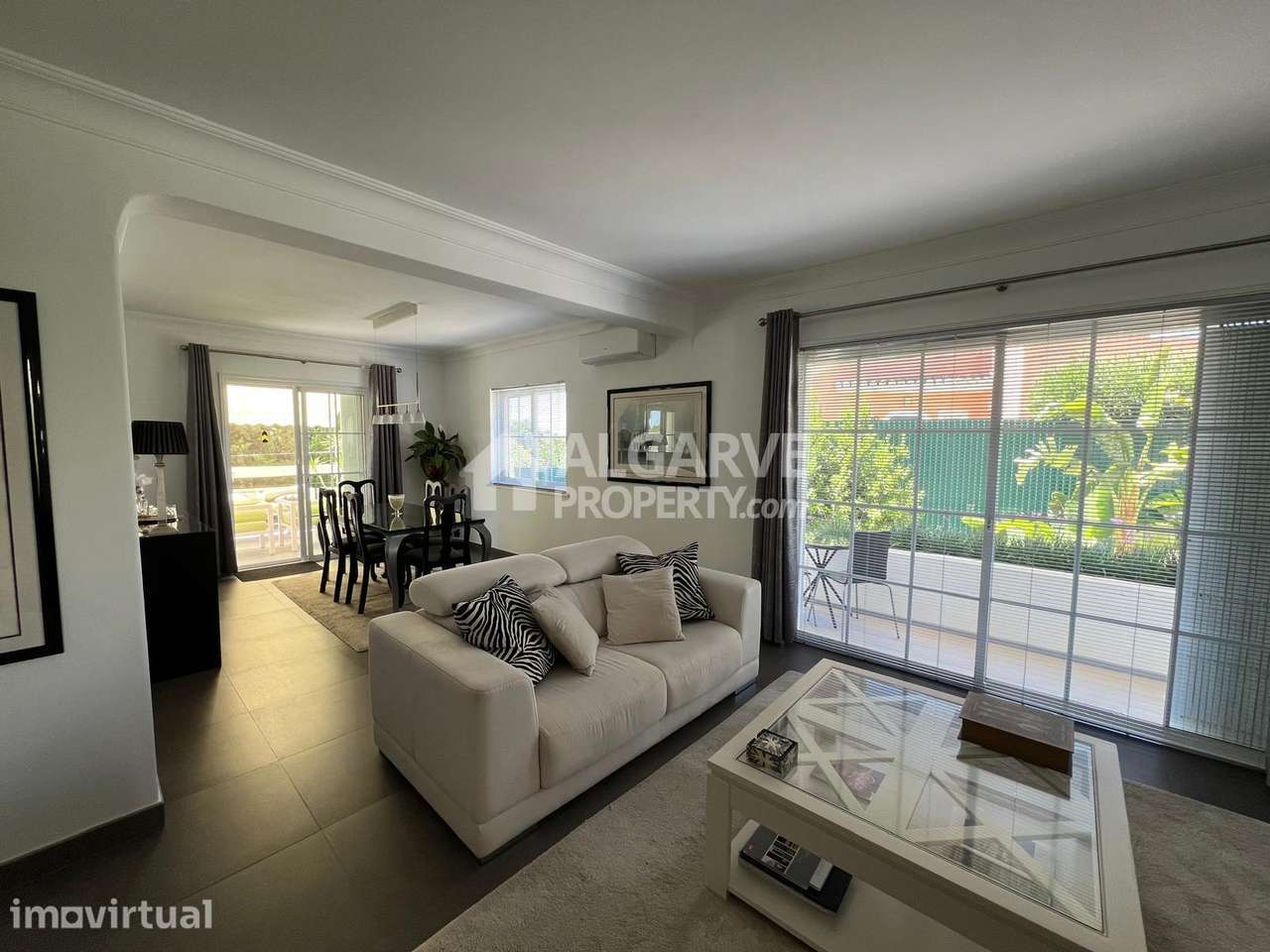 Moradia V3+1 com Piscina Privada em Boliqueime - Grande imagem: 4/11