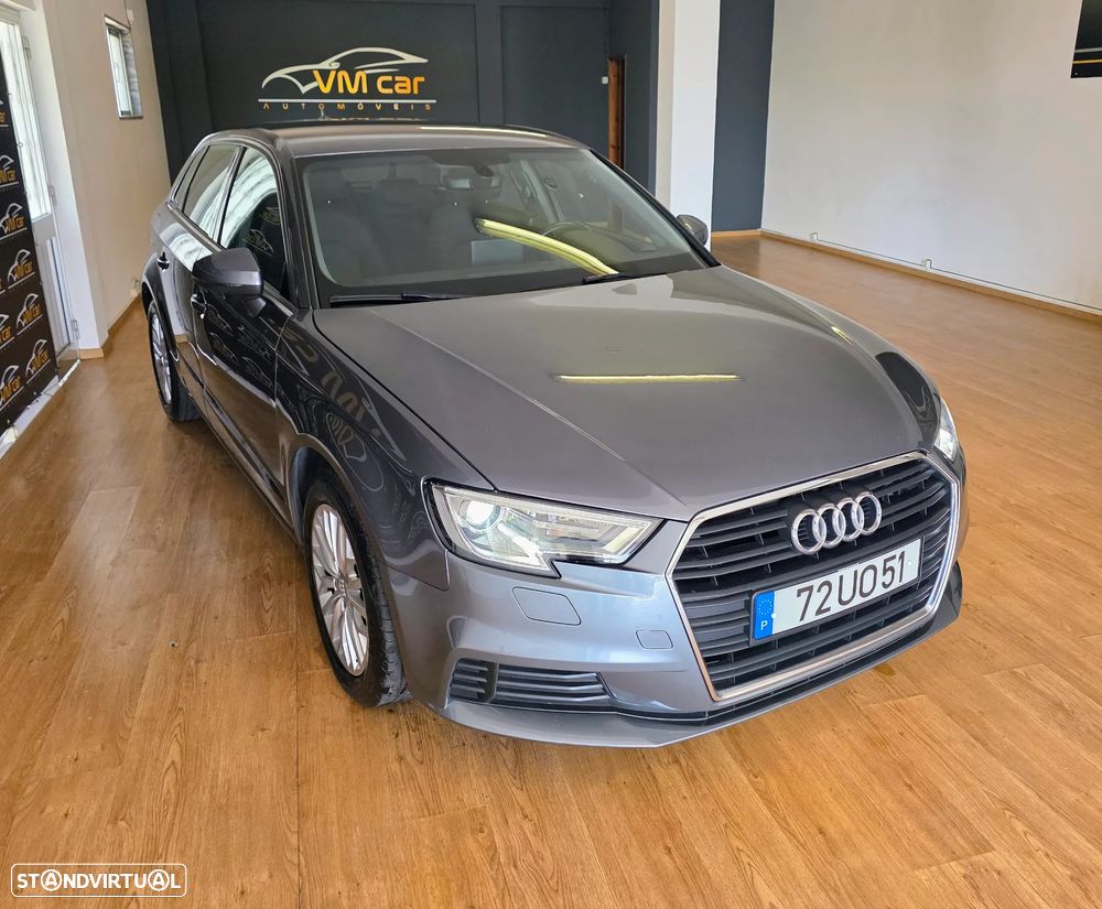 Audi A3 Sportback 1.6 TDI Design - 17