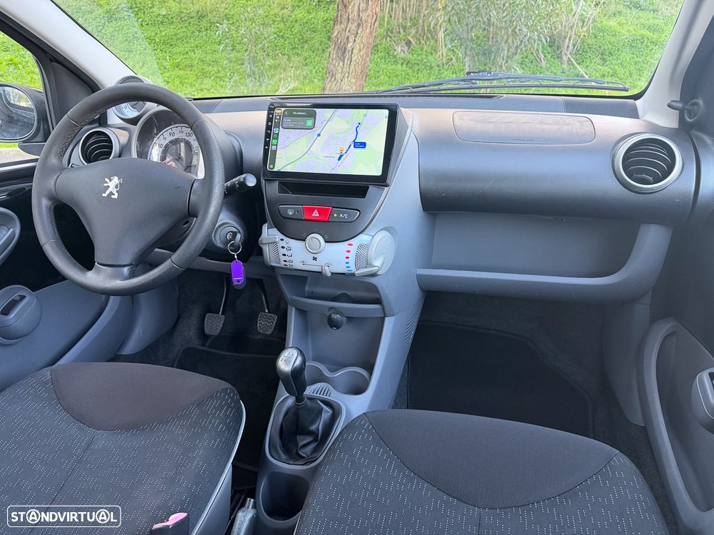 Peugeot 107 1.0 Trendy E4 - 8