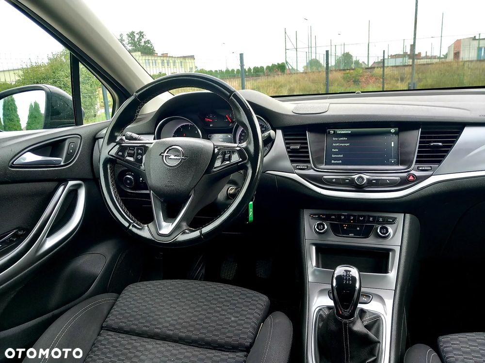 Opel Astra 1.6 D Start/Stop 120 Jahre - 27