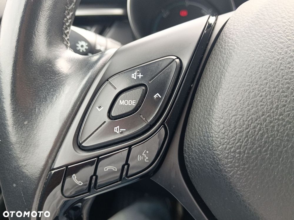 Toyota C-HR 1.8 Hybrid Premium - 18