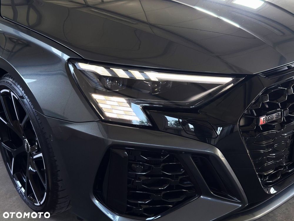 Audi RS3 Sportback - 32