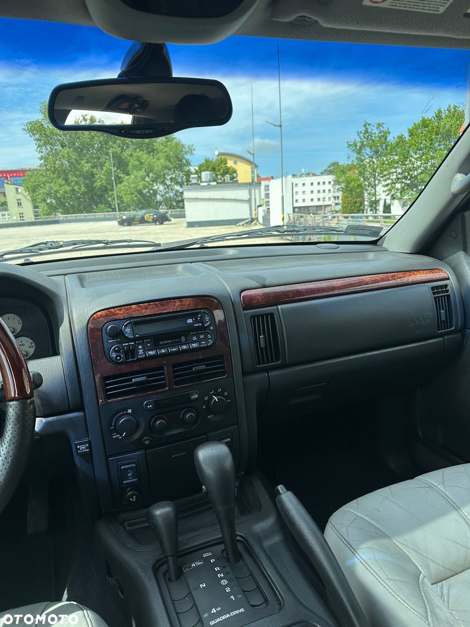 Jeep Grand Cherokee 4.7 Overland - 6