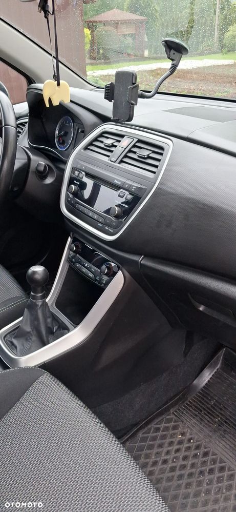 Suzuki SX4 1.6 Comfort - 5