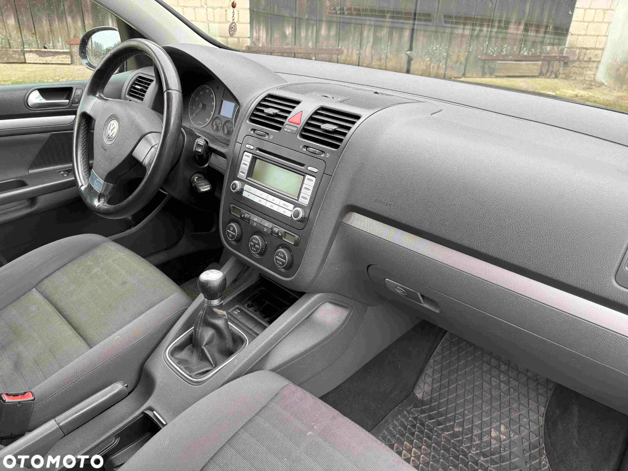 Volkswagen Golf V 1.4 Comfortline - 14
