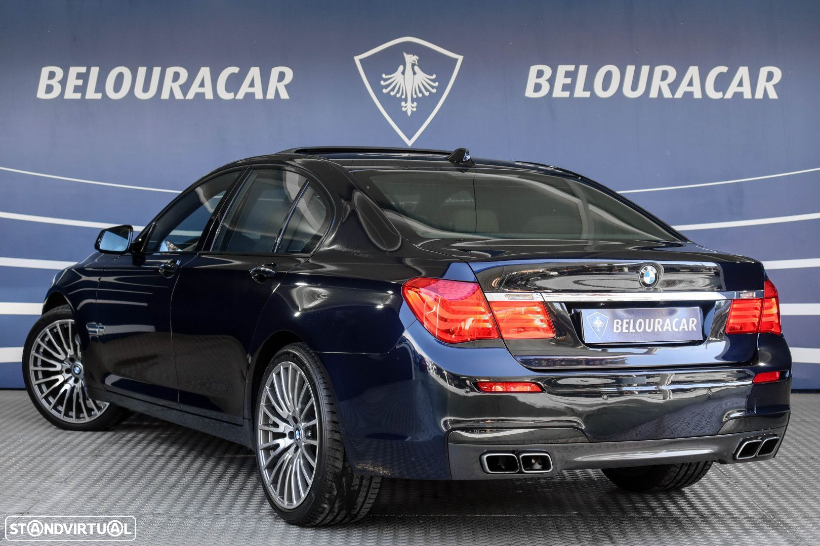 BMW 760 i Pack M - 4