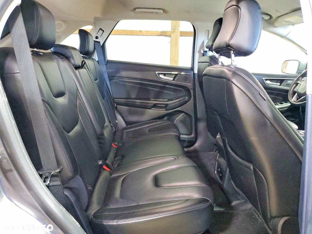 Ford Edge - 10
