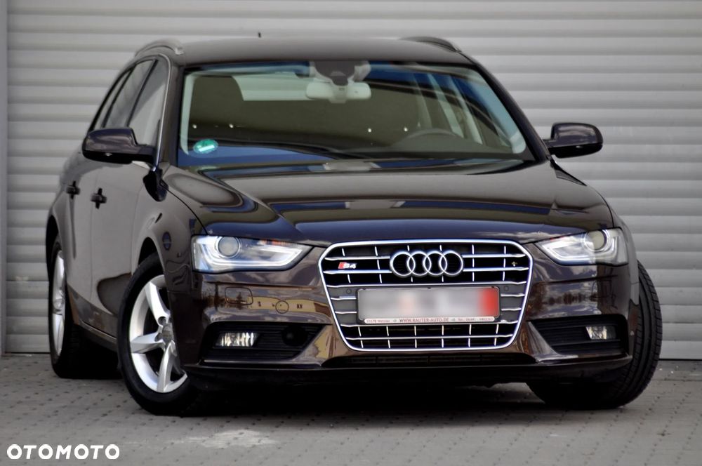 Audi A4 Avant 2.0 TDI DPF Ambiente - 12