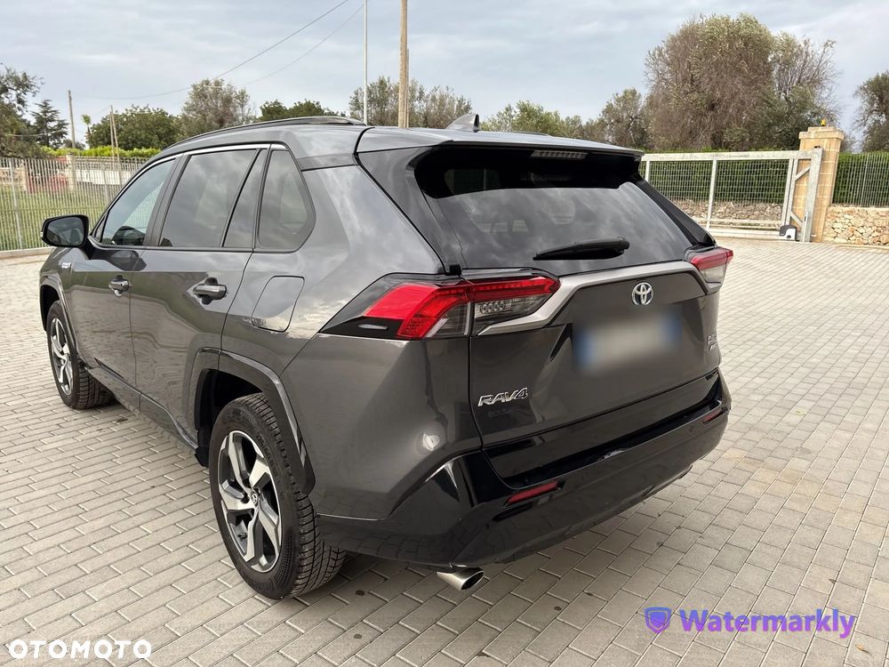 Toyota RAV4 - 4