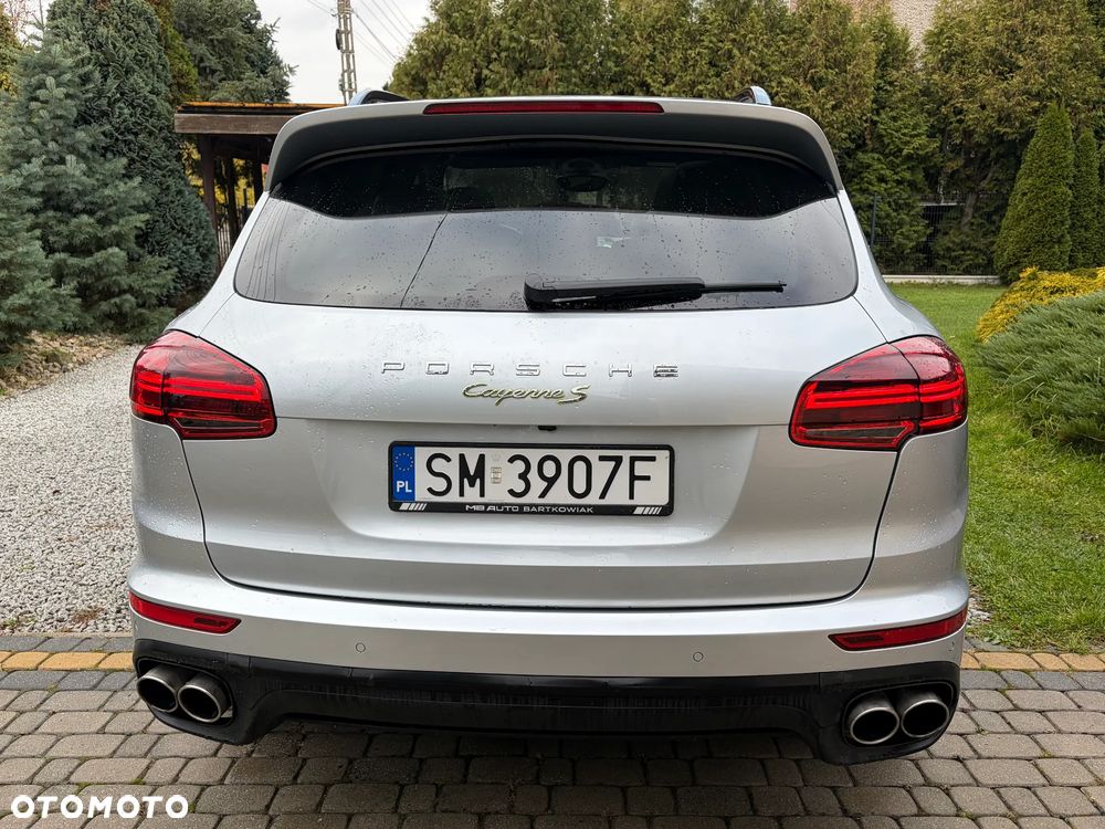 Porsche Cayenne - 21