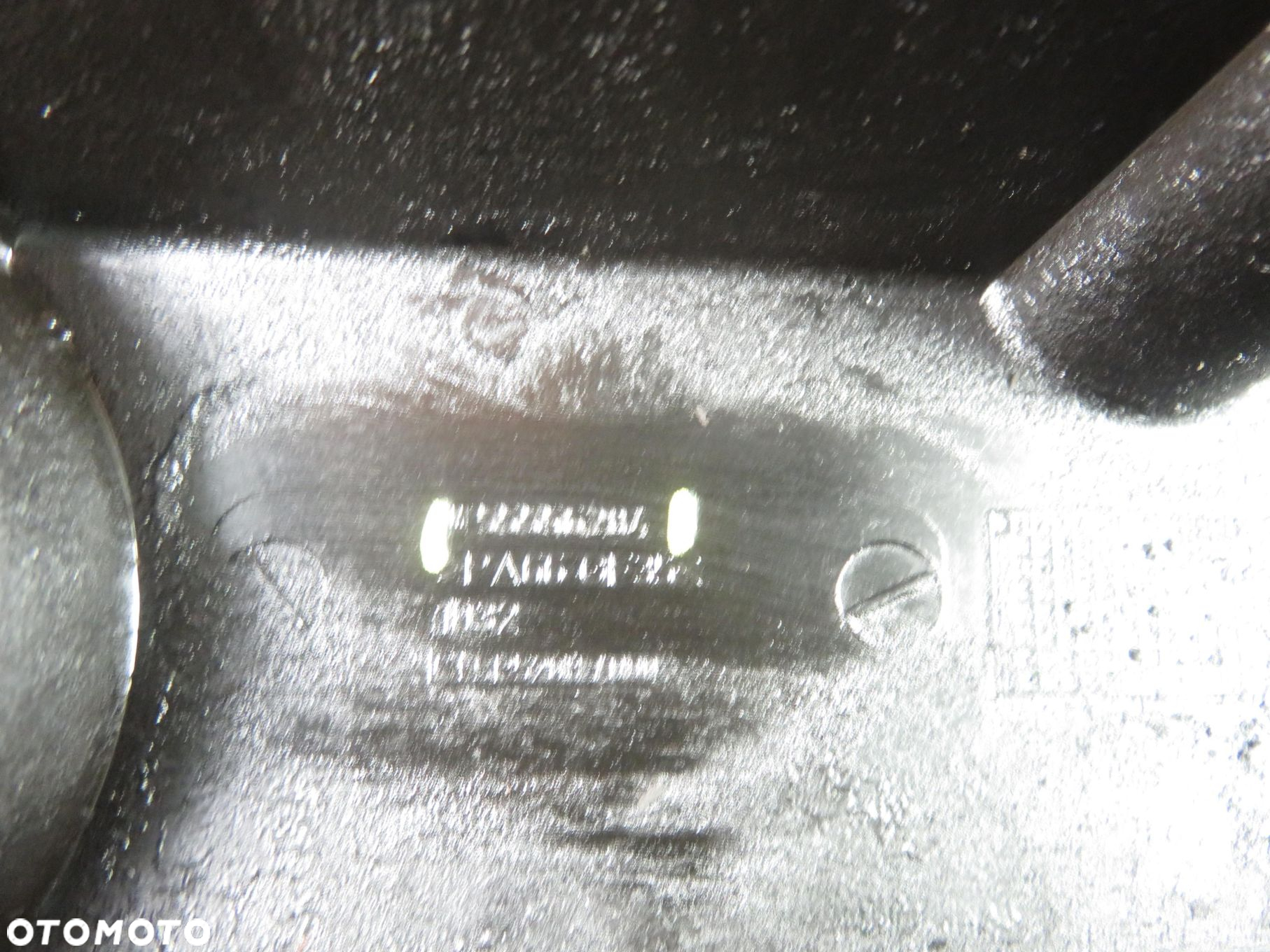 POKRYWA ZAWORÓW OPEL ZAFIRA B 1.6 55556284 - 7