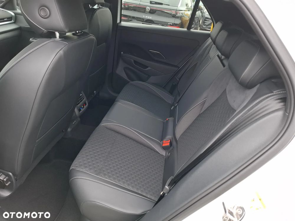 Volkswagen T-Roc 1.5 TSI R-Line DSG - 23