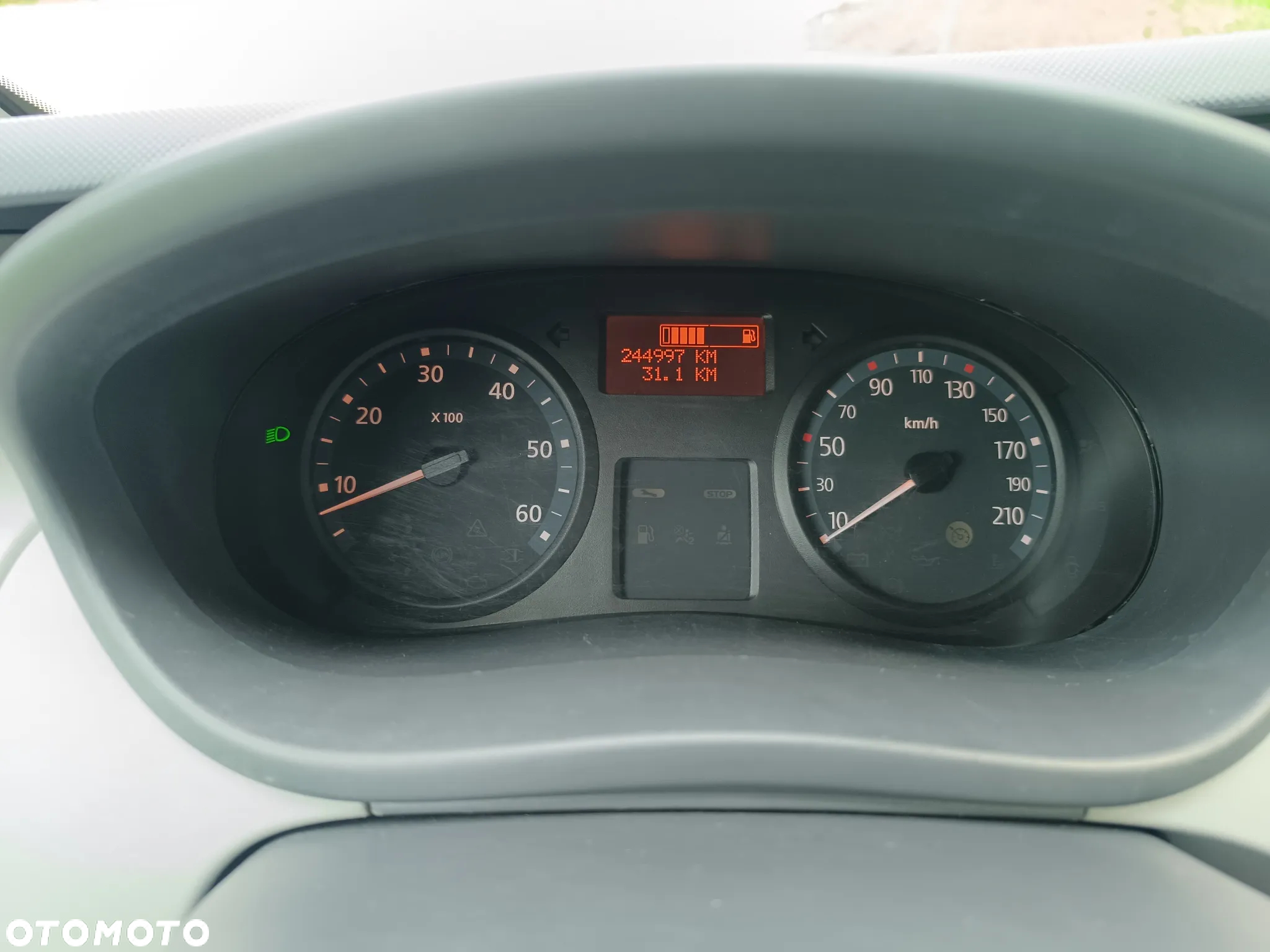 Renault TRAFIC - 35
