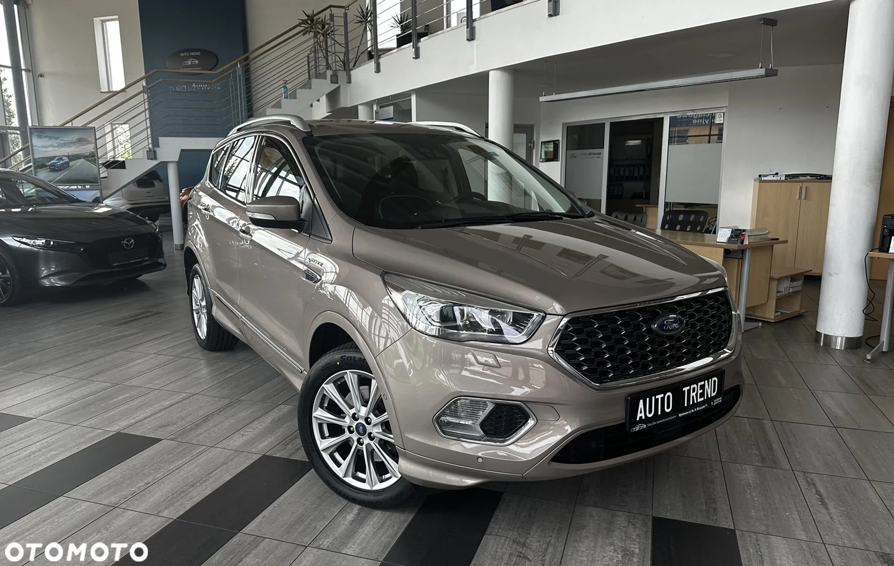 Ford Kuga 1.5 EcoBoost 4x4 Vignale - 2