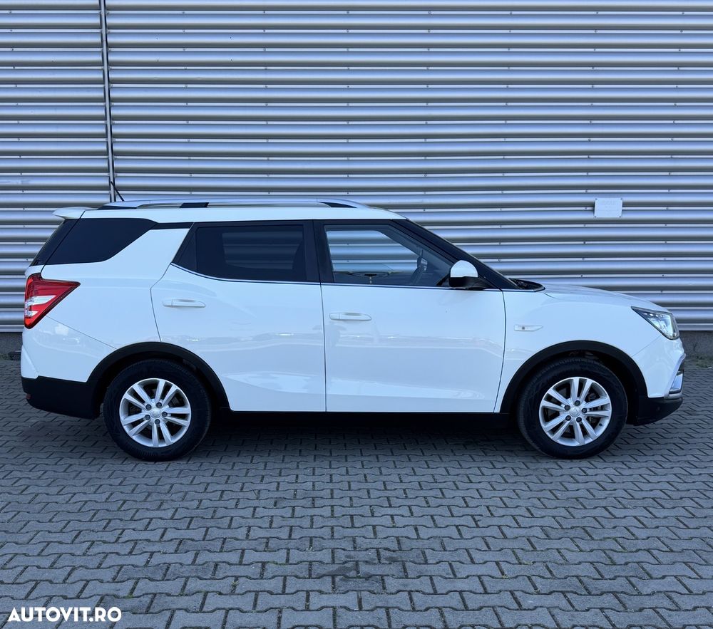 SsangYong XLV - 11