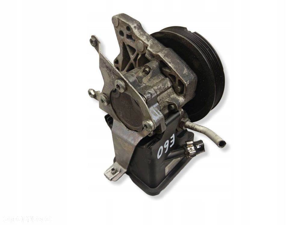 POMPA WSPOMAGANIA BMW E60 E61 2.5 3.0 D 7693974101 - 5