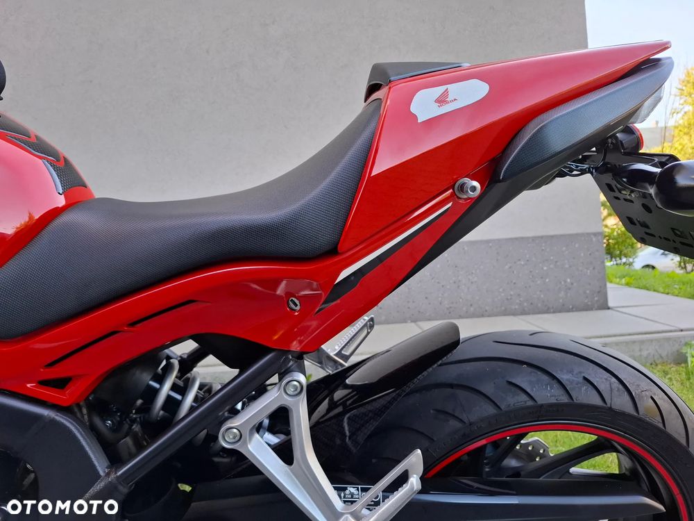 Honda CBR - 15