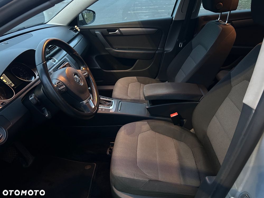 Volkswagen Passat 2.0 TDI DSG BlueMotion Technology Highline - 8