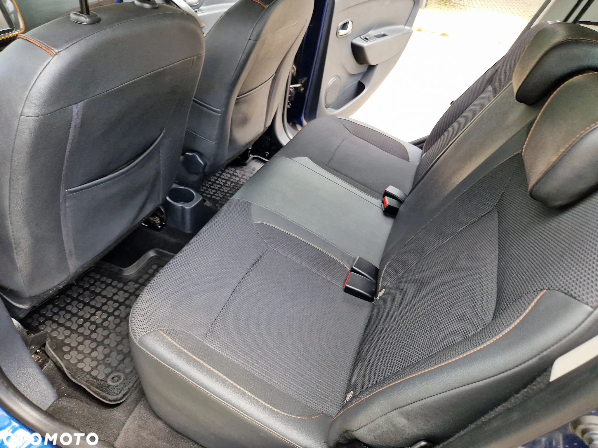 Dacia Sandero 0.9 TCe Laureate S&S - 28