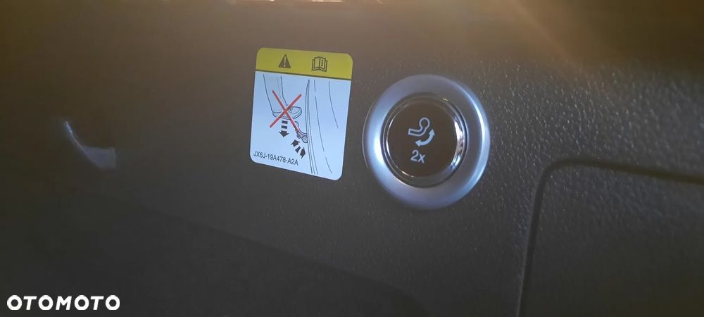 Ford Kuga 2.0 TDCi AWD ST-Line Black - 29