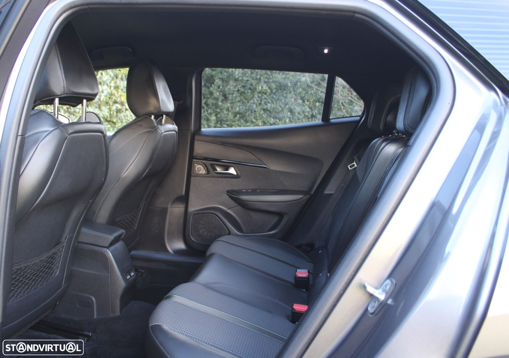 Peugeot 2008 1.2 PureTech GT Line - 12