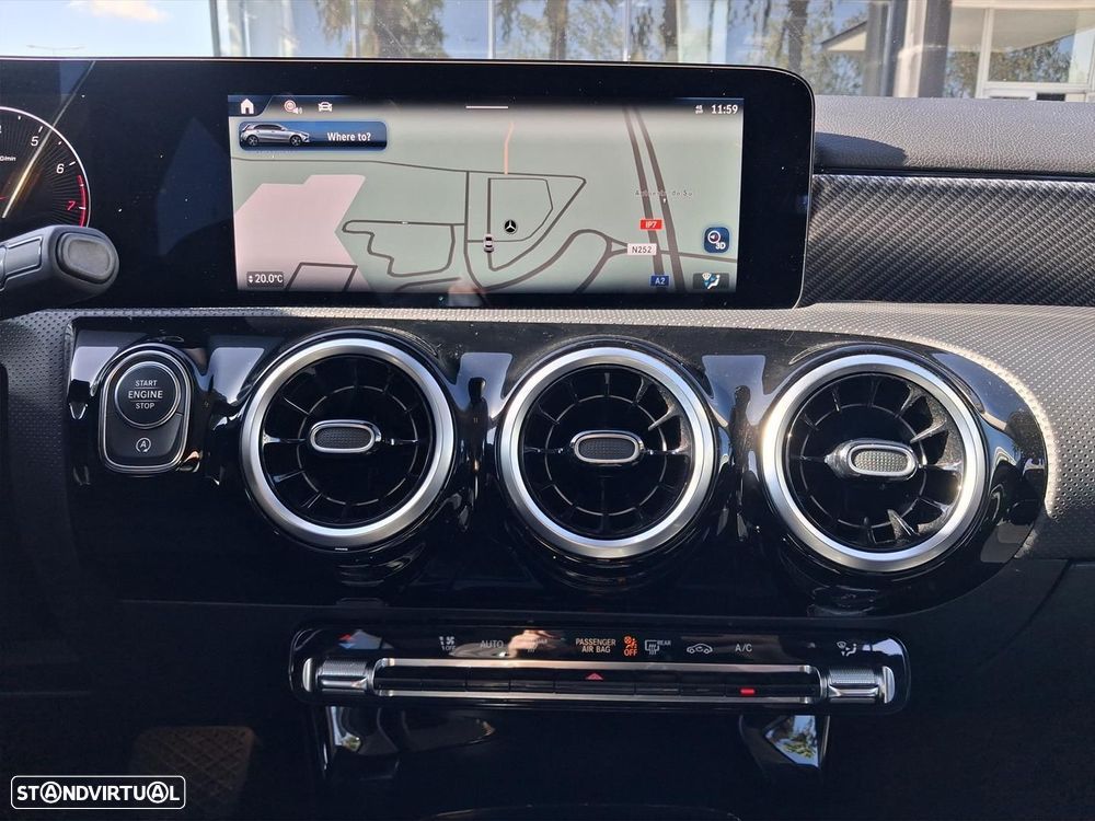 Mercedes-Benz A 200 Standard - 19