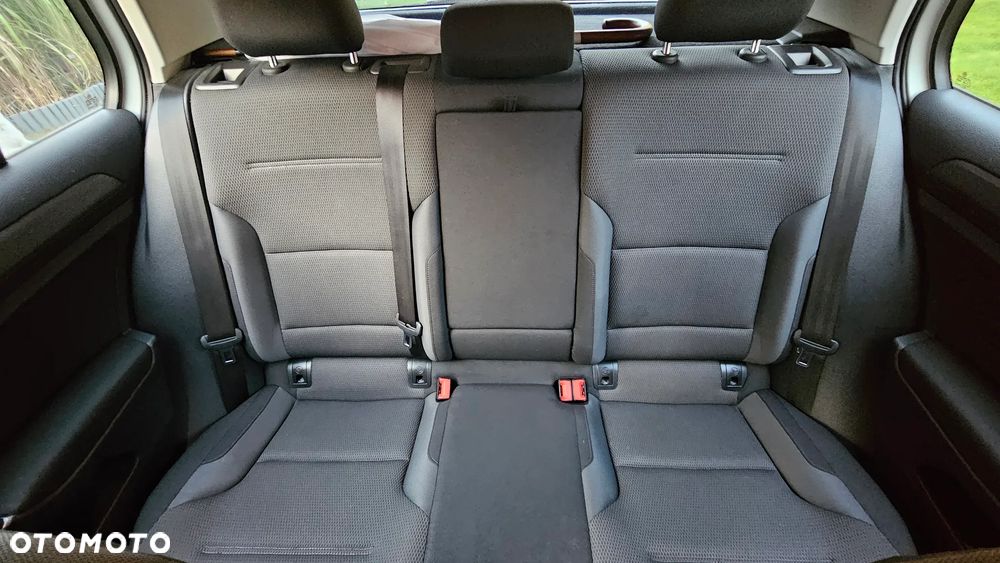 Volkswagen Golf 1.4 TSI BMT Comfortline - 12