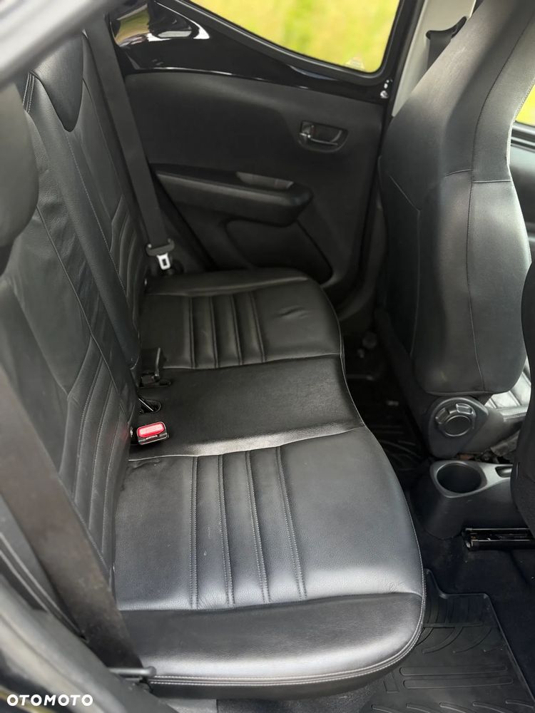 Toyota Aygo x-clusiv - 30