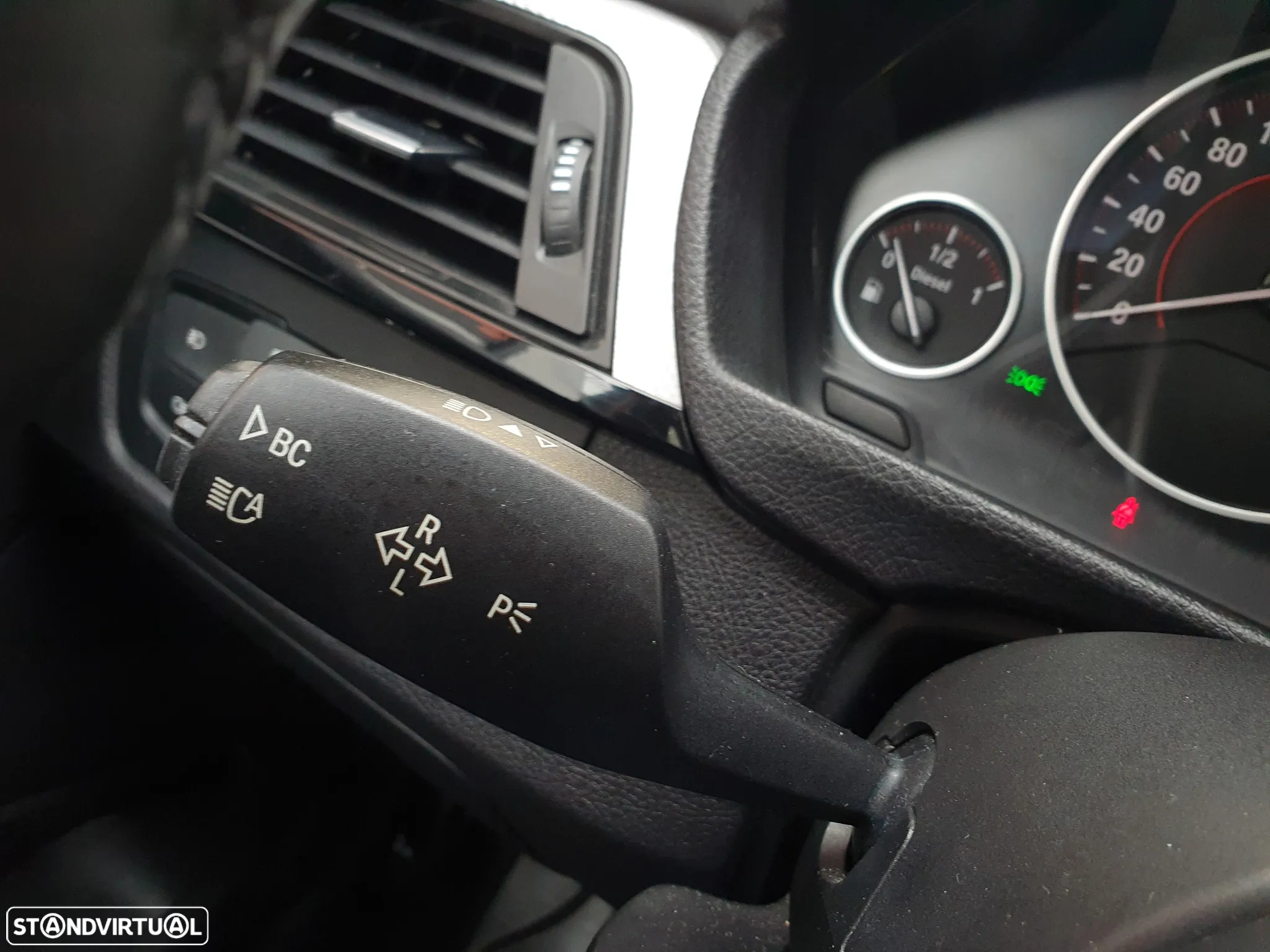 BMW 320 d Touring Auto Pack M - 16