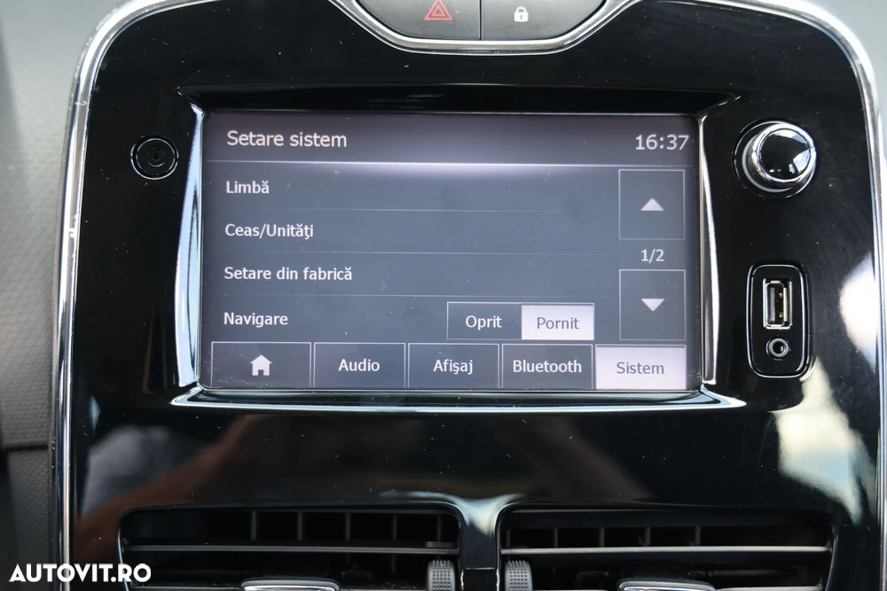 Renault Clio Energy dCi 90 Start & Stop Experience - 11