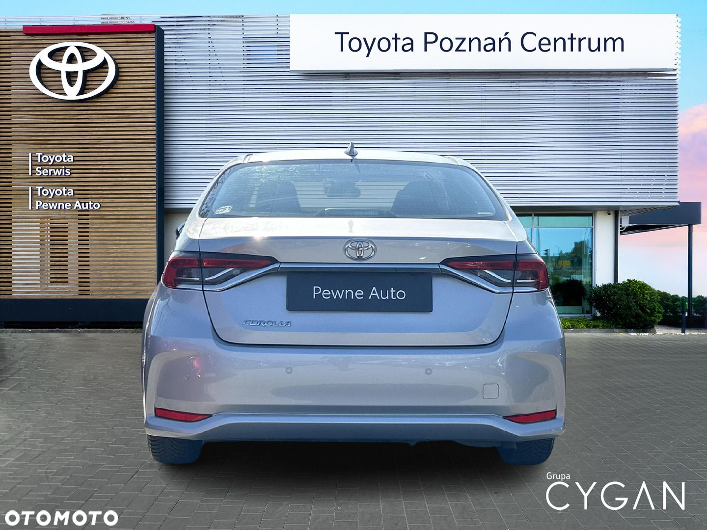 Toyota Corolla - 4