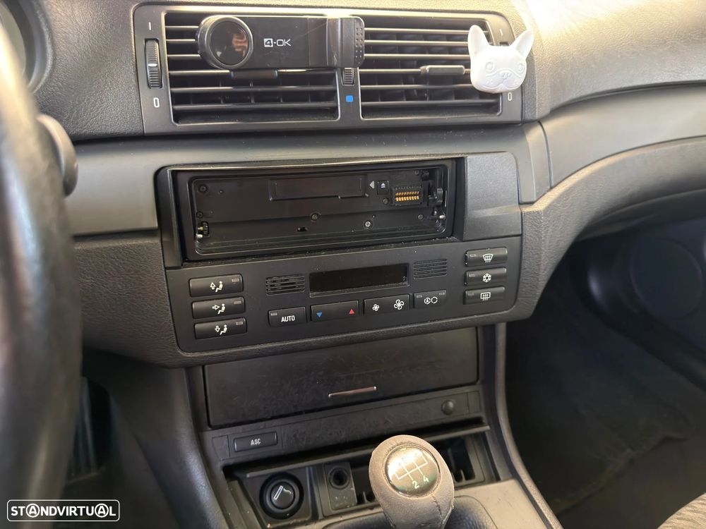 BMW 320 d Touring - 7