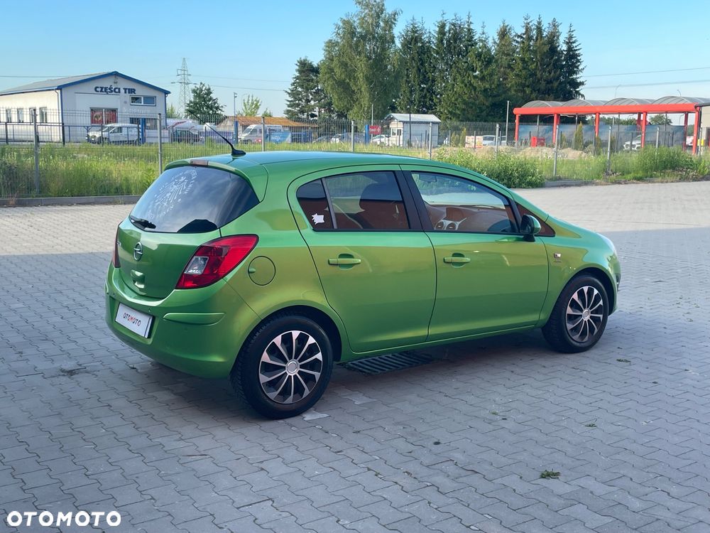 Opel Corsa 1.4 16V Navi - 31