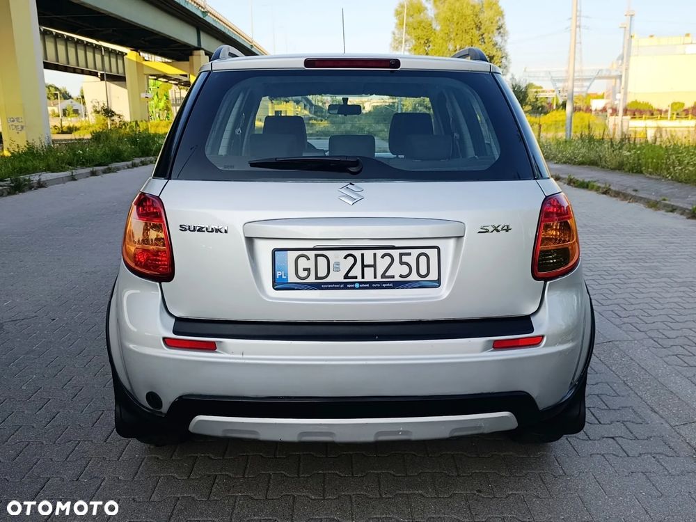 Suzuki SX4 1.6 VVT 4x2 Style - 19