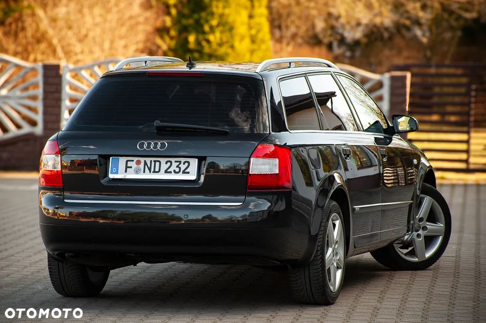 Audi A4 Avant - 14