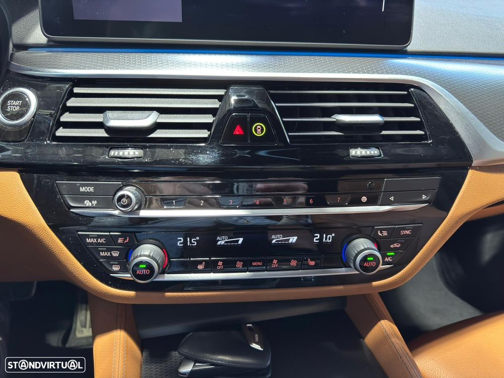 BMW 530 e Pack M - 32