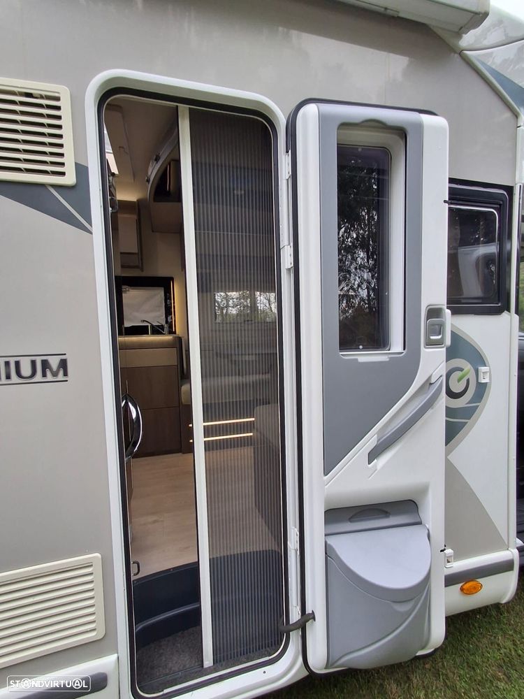 Chausson Titanium Ford Transit - 24