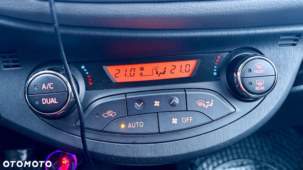 Toyota Yaris - 14