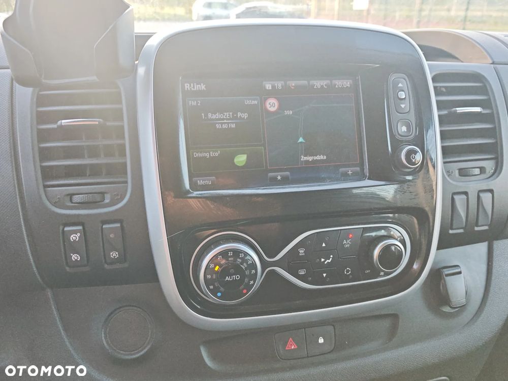 Renault TRAFIC - 12
