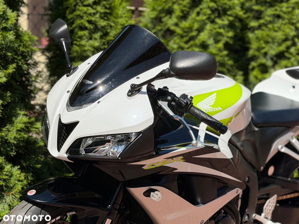 Honda CBR - 18