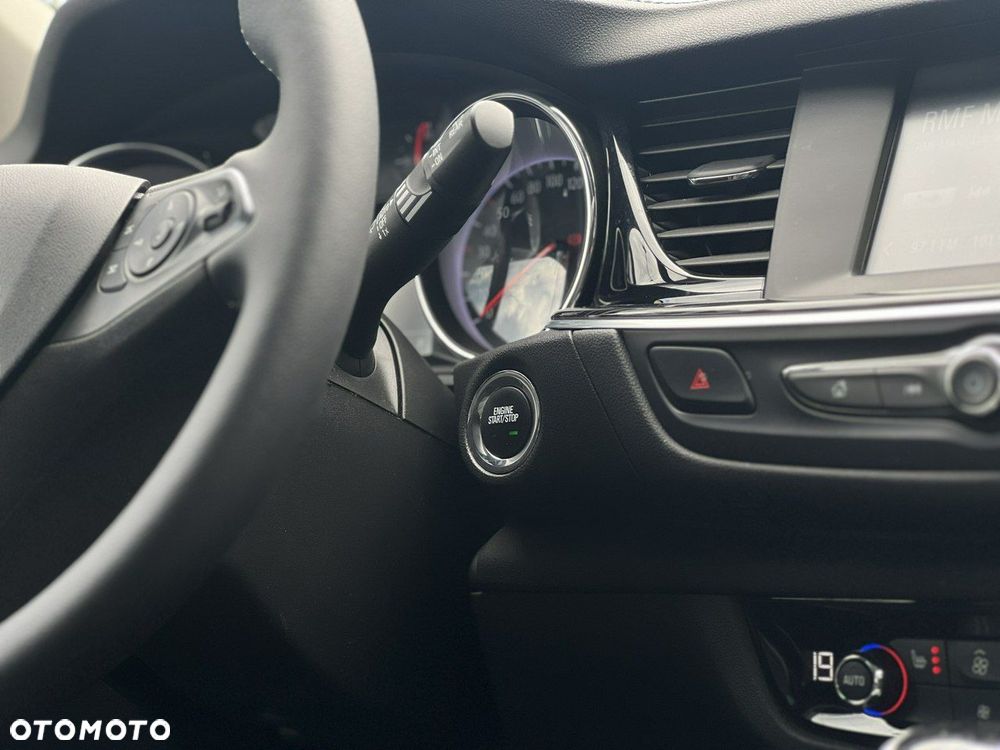 Opel Insignia 1.5 T Elite S&S - 28