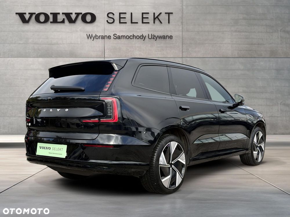 Volvo EX90 - 8