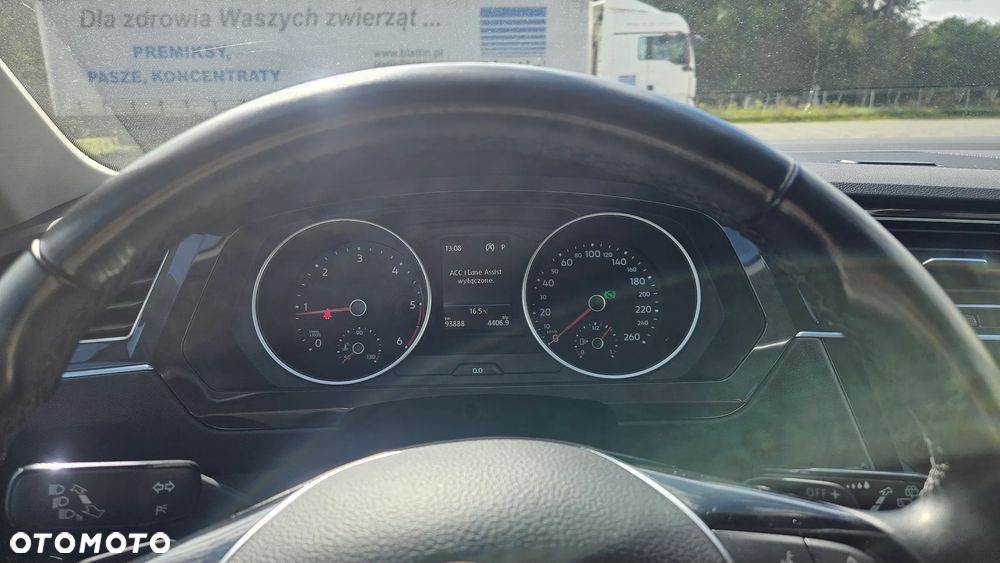 Volkswagen Tiguan - 6