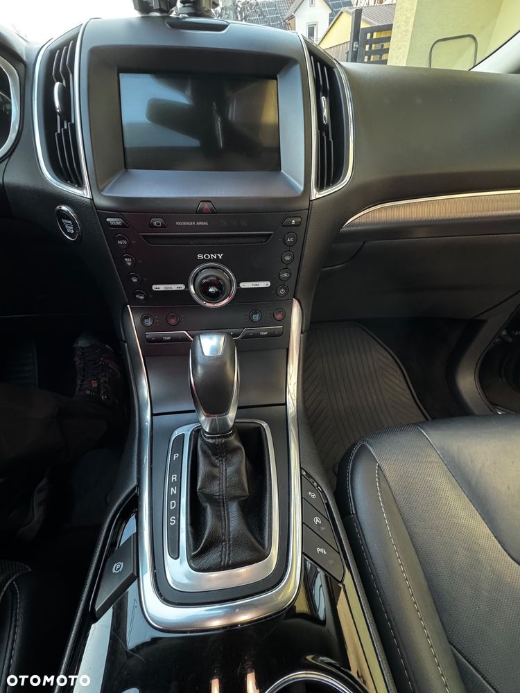 Ford S-Max 2.0 TDCi Titanium PowerShift - 22