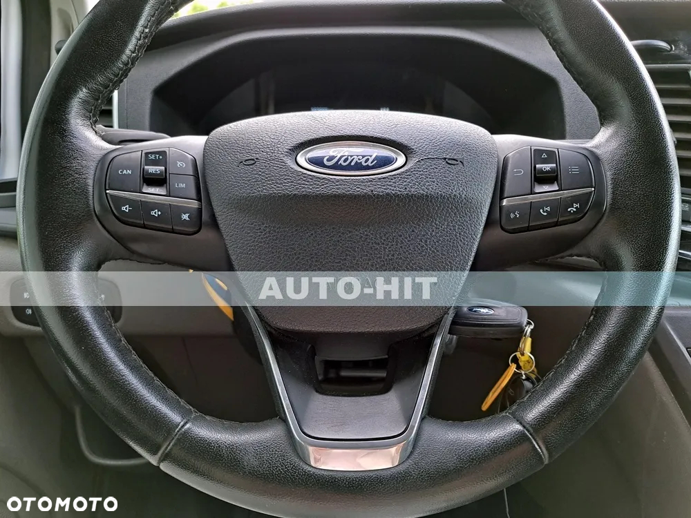 Ford Transit - 25
