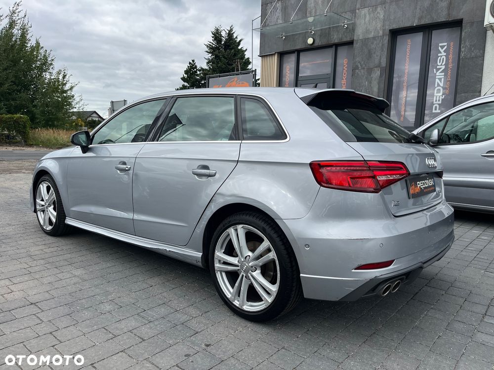 Audi A3 Sportback 35 TFSI S tronic S line - 4