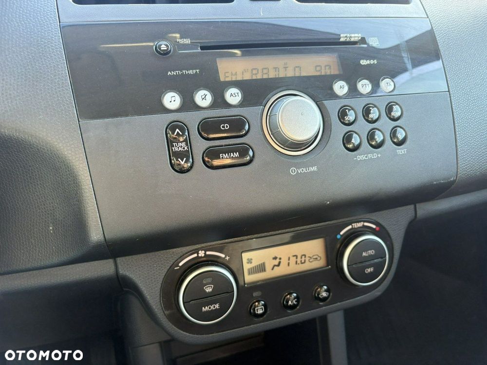 Suzuki Swift 1.3 Club dance - 22