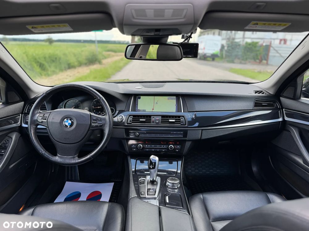 BMW Seria 5 520d Luxury Line - 34