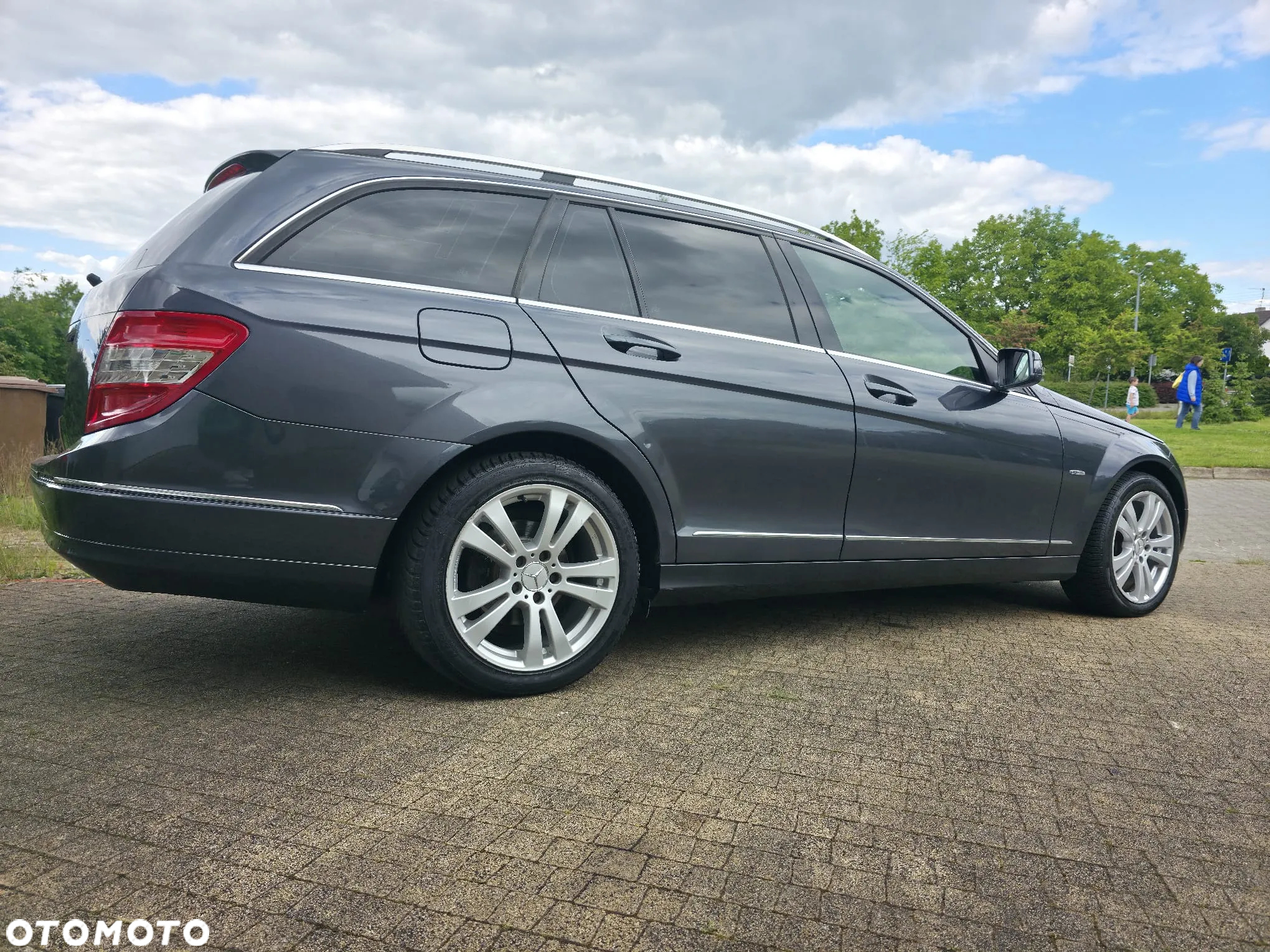 Mercedes-Benz Klasa C 180 T Kompressor Automatik BlueEFFICIENCY - 38